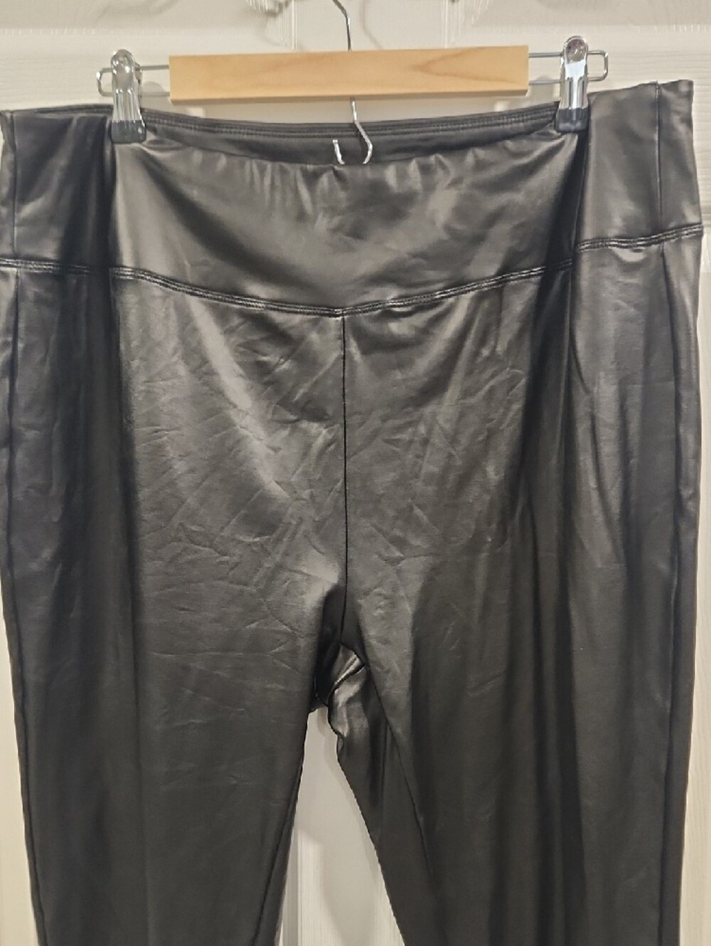 just be Black Faux Leather-Look Leggings - Picture 5 of 5